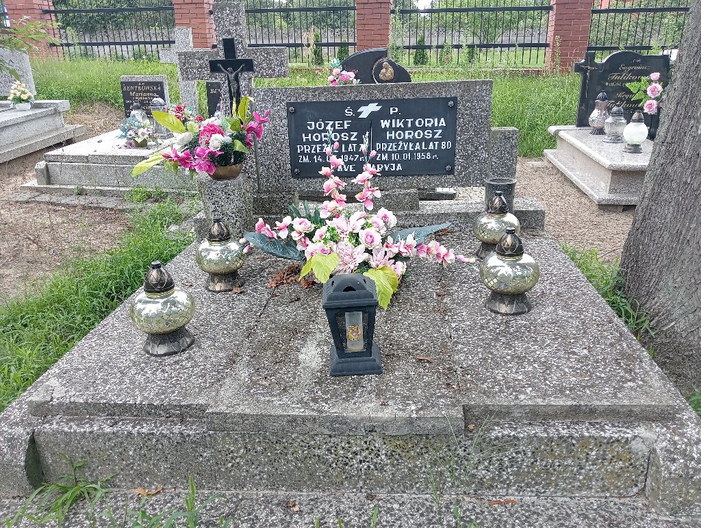 Grób Józef Horosz