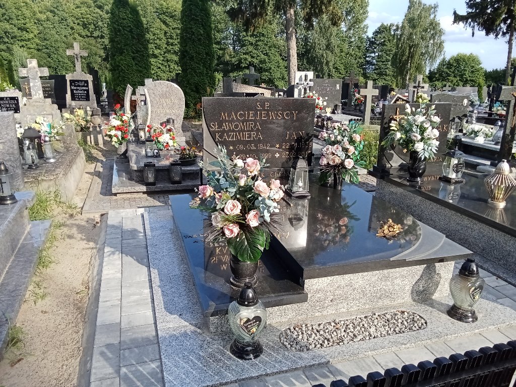 Grób Jan Maciejewski