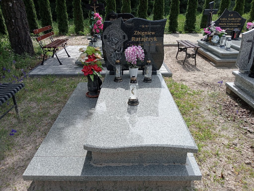 Grób Elżbieta Ratajczyk