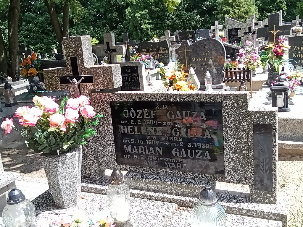Grób Helena Gauza