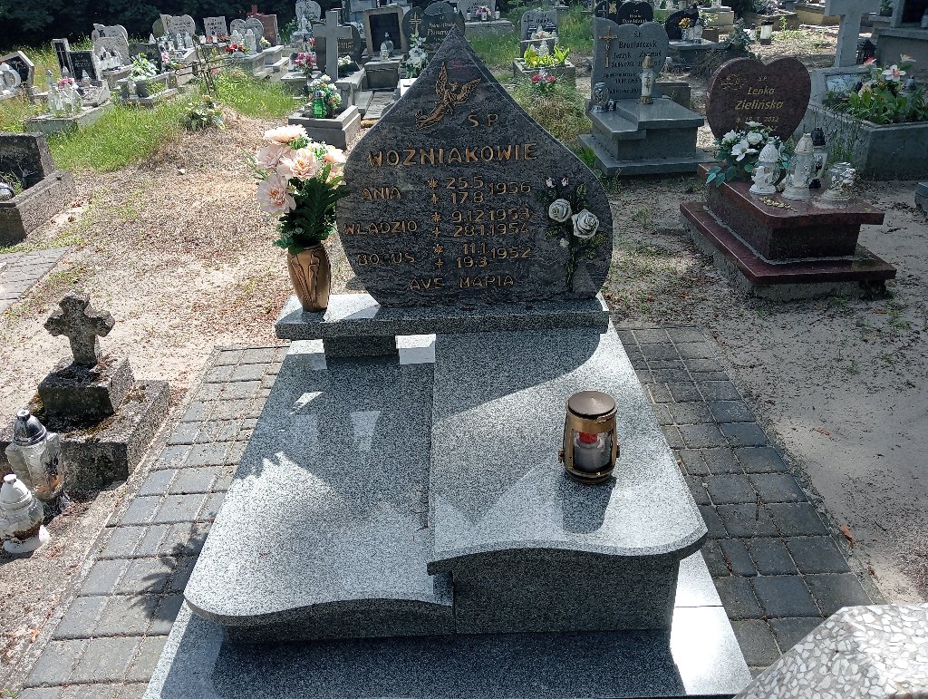 Grób Bogusław Woźniak